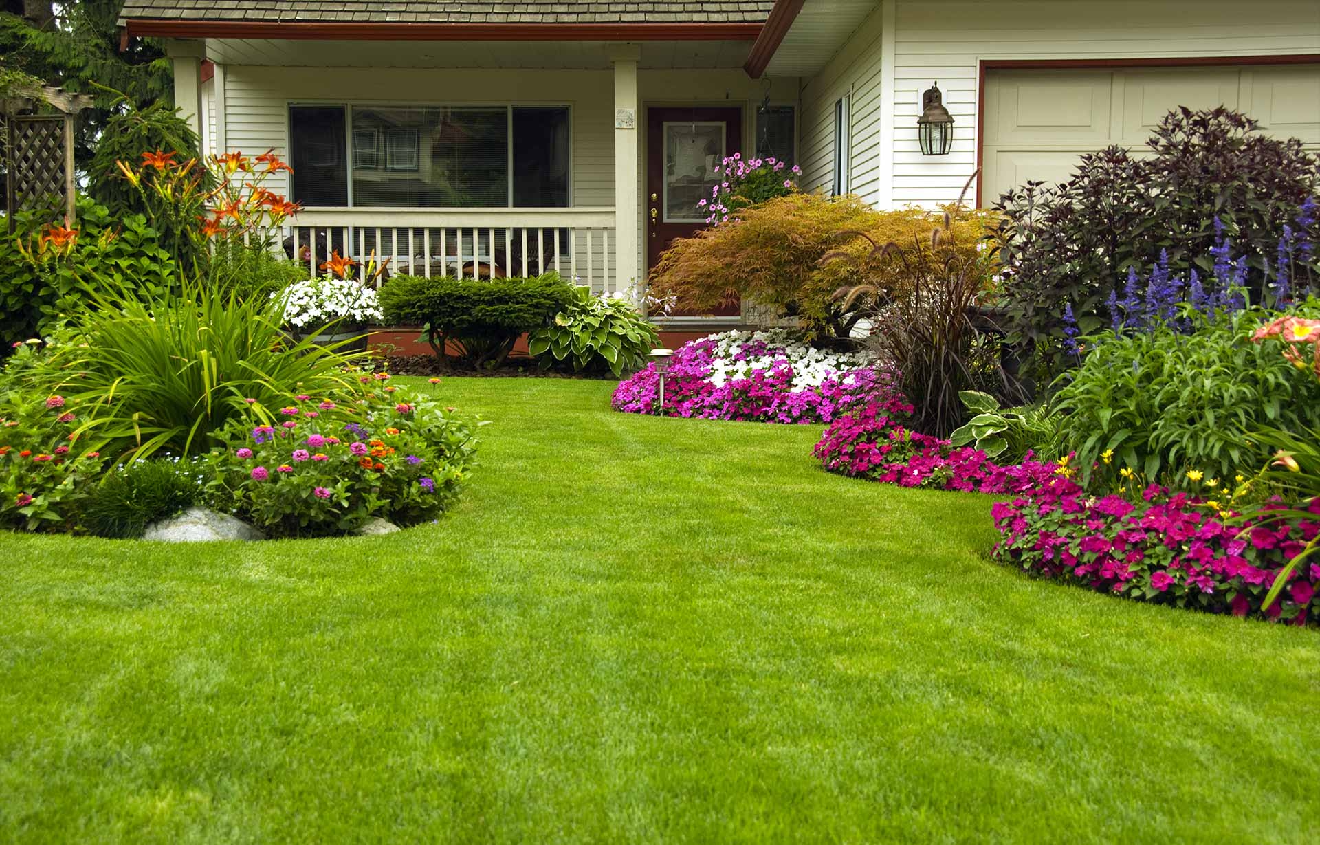 Naperville Spring Yard Cleanup Services